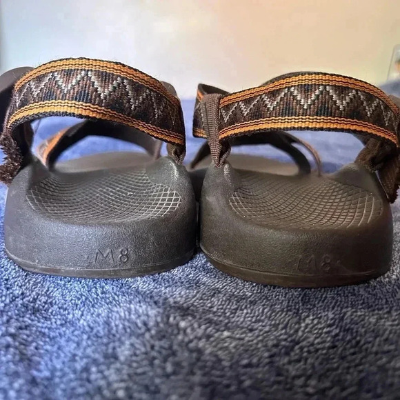 Chaco Sandals size 8 - Picture 8 of 9